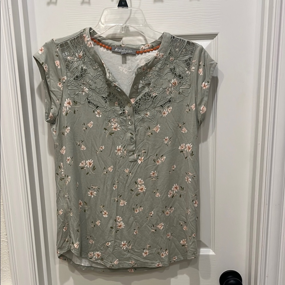 Daniel Rainn Sage Floral Blouse